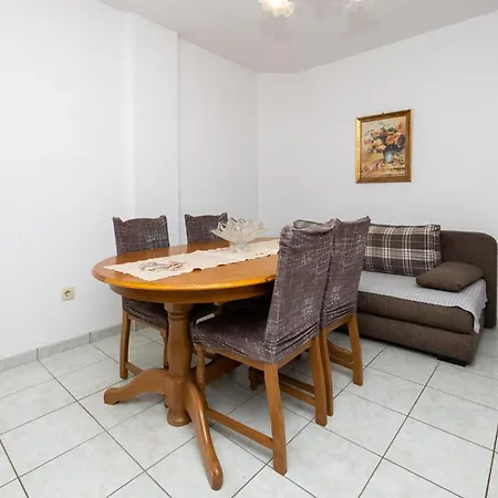2 Bedroom Amazing In 아파트