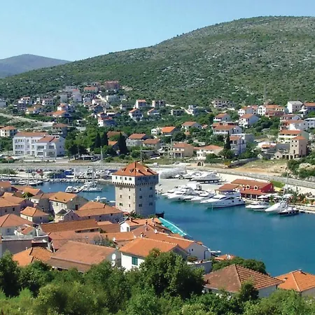 아파트 2 Bedroom Amazing In Poljica (Trogir)