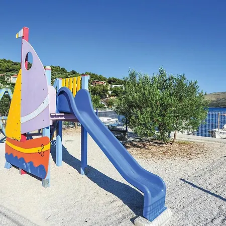 2 Bedroom Amazing In * Poljica (Trogir)